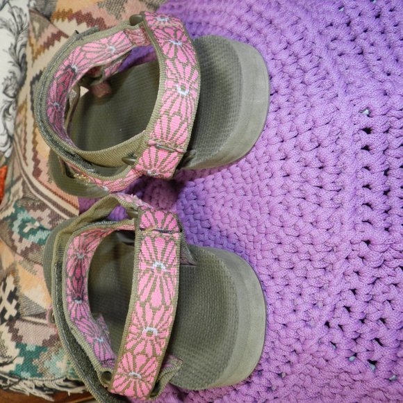Teva Womens Original Universal Floral Strap Velcro Sandals Size 11 Inches Long - Picture 7 of 9